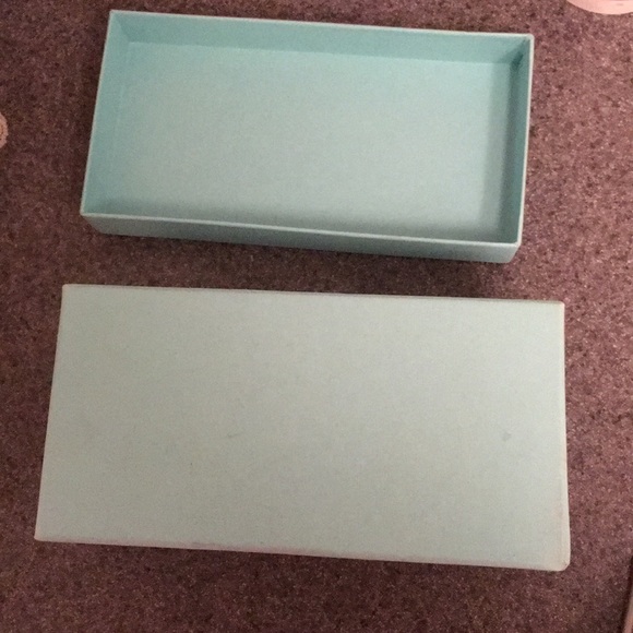 Tiffany and Co large sunglasses box - Picture 3 of 3
